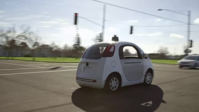 خودروی بدون سرنشین گوگل در جاده ها / بیتلاگ