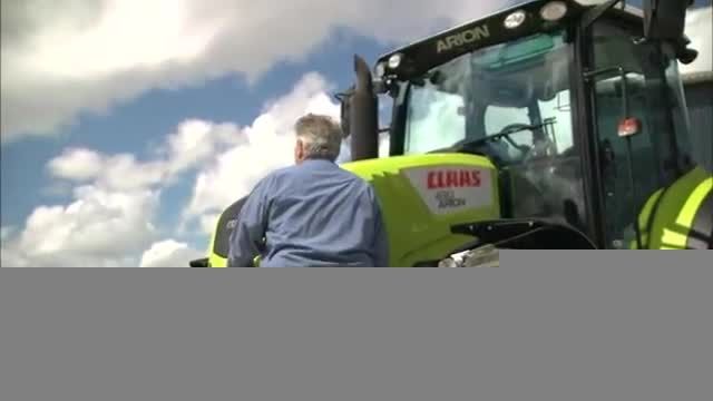 CLAAS ARION 400