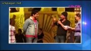 مسابقه برگزار کردن شاهرخ خان در جشنواره لایف اوکی 2014