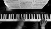 پیانو - Chi Mai,موزیك فیلم حرفه ای ساخته انیو موریكونه