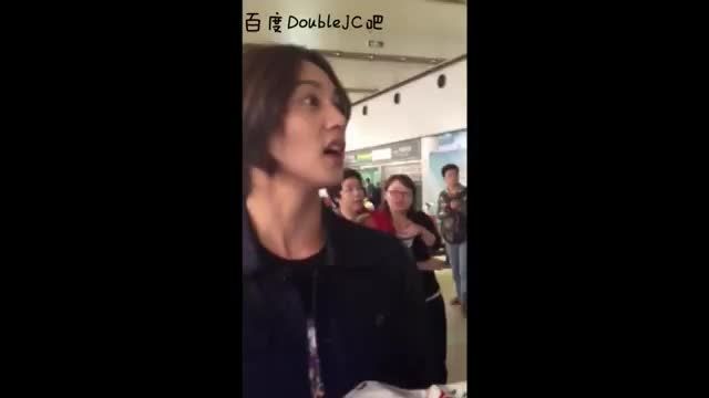 ادی در فرودگاه چین 2 fancam