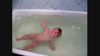 شنای نوزاد