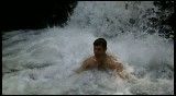 فیلم کوتاه شنا در آب آبشار