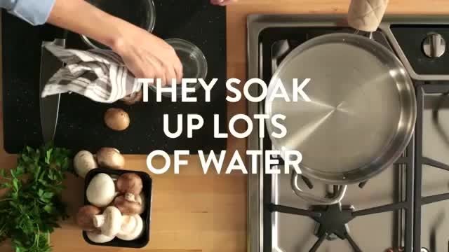 چطور قارچ ها را تمیز كنیم