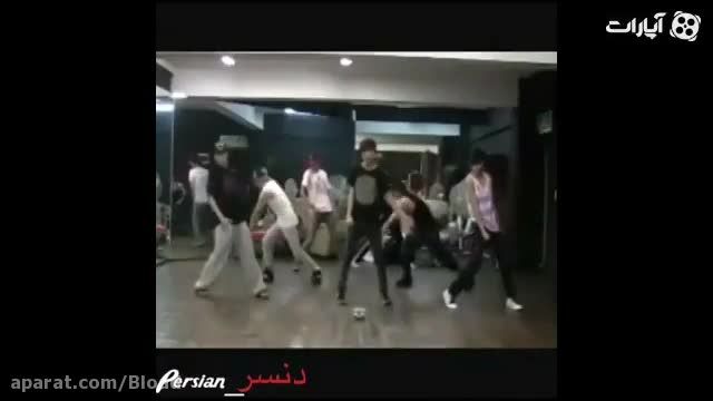 رقص ایرانیان در مقابل رقص خارجی