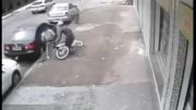 عاقبت دزدیدن دوچرخه !!