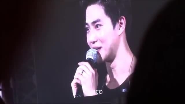 exo&#039;luxion in TOKYO DOME SUHO cried