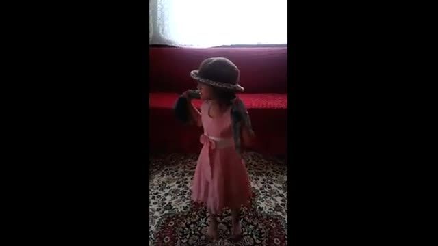 رقص باباکرمی دخترکوچولو