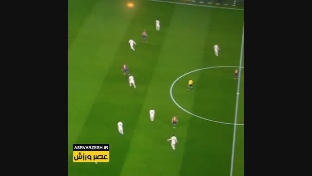 گل دوم بارسلونا در الکلاسیکو توسط سوارز