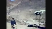 حمل ماشین با شتر در کوههای مرزی افغانستان و پاکستان