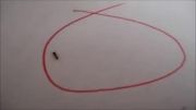 کا ری عجیب با مورچه با خودکار قرمز