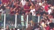 رودریگو تادی در میان تماشاگران رم-فیورنتینا(نمای دور)