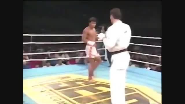 karate vs muay thai - کاراته دربرابر موی تای