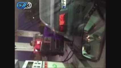 دعوای دو زن در پمپ بنزین.. فقط ببخشید فیلم کجه