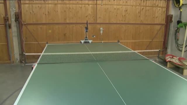 تنیس روی میز با ربات