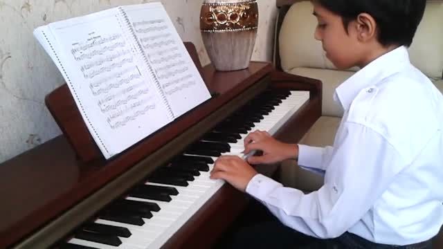 جان مریم نوازندگی پیانو توسط امیرحسین احمدیان
