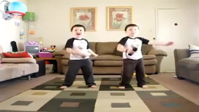 رقص دو بچه چینی