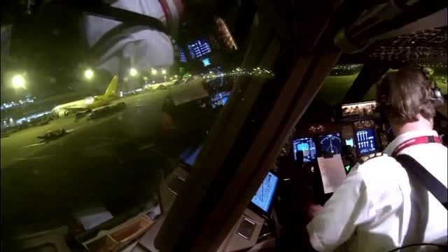 Boeing 747-400 Take-Off