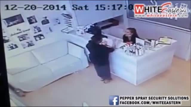 دزدی زن در سالن آرایش - مالزی