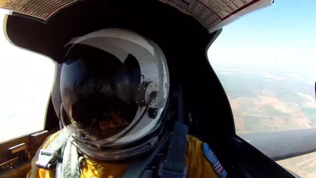 فیلمی از پرواز هواپیما در ارتفاع 70.000 پایی ( HD )