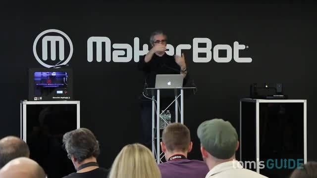 اسکنر سه بعدی makerBot