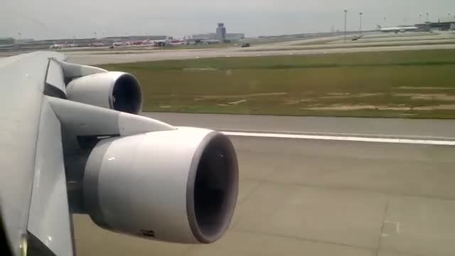 تیک آف بوئینگ 747 SP ایران ایر از فرودگاه کوالالامپور