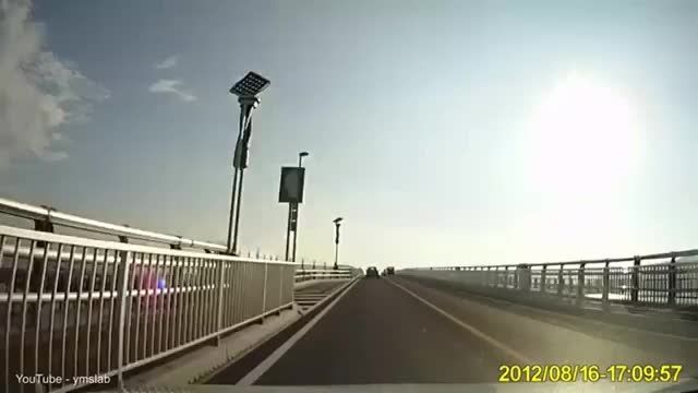 رانندگی دربالای پل Eshima Ohashi! یک پل شبیه ترن هوایی!