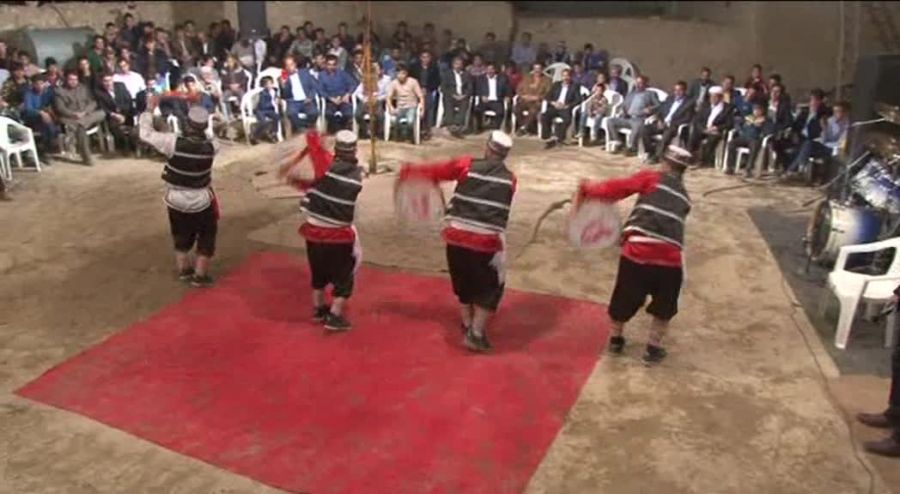 محمود فام     رقص محلی با همکاری موزیک آرین