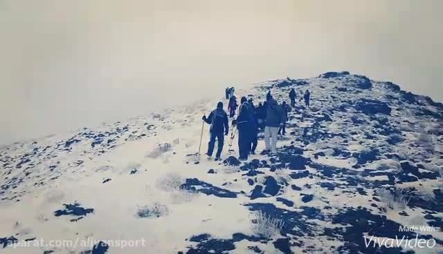 صعود به قله 3200 متری برف انبار (قم، فردو)