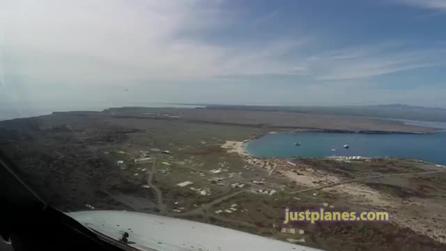 A319 PilotCAM به جزایر گالاپاگوس