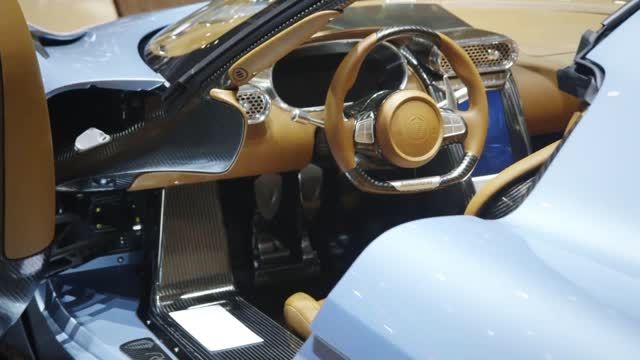 کونیخ زگ رگرا در نمایشگاه خودروی ژنو - زومیت