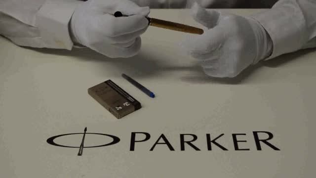 پر کردن قلم پارکر با استفاده از فشنگ جوهر پارکر