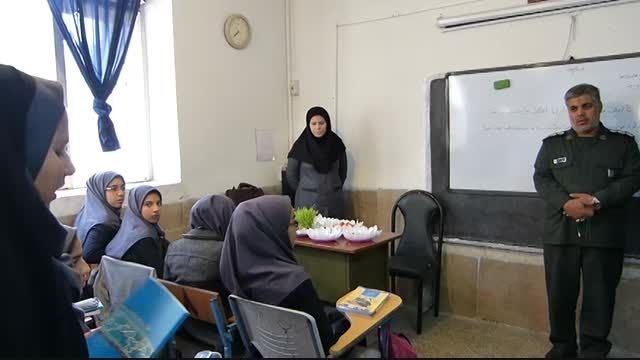 دیدار فرمانده سپاه با دانش آموزان کلاس های درس حمیم