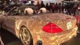 ماشینی که از طلا درست شده است