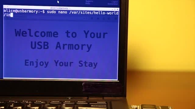 USB Armory: کامپیوتر لینوکس در ابعاد فلش مموری - زومیت