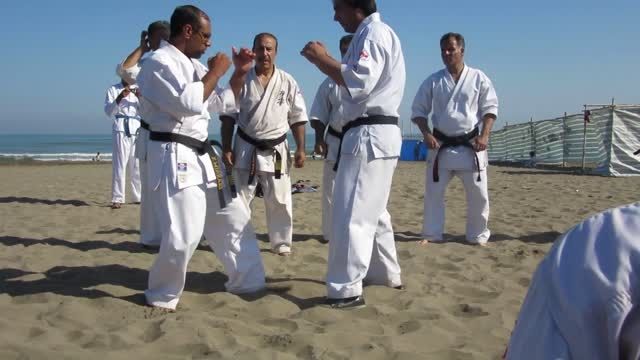 کمپ تابستانی کیوکوشین کاراته تزوکا ایران 94 ش میرزایی