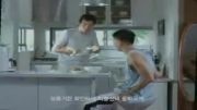 سونگ ایل گوک(جومونگ)در یک آگهی تبلیغاتی