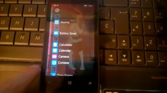 اجرای ویندوز 10 موبایل بر روی لومیا 520