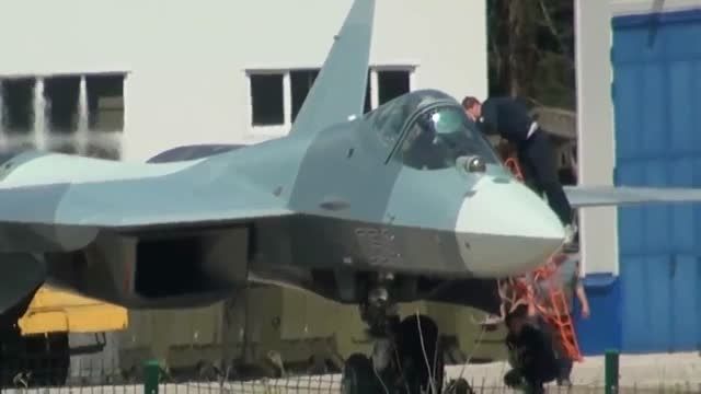 رونمایی از جدیدترین جنگنده ساخت روسیه