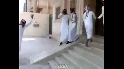 بازی خنده دار عرب ها (حتما ببینید)