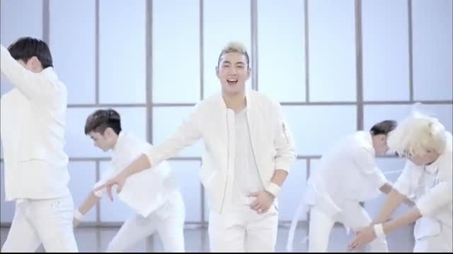 NU&#039;EST-shalala ring