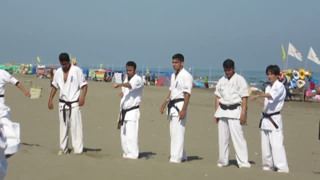 کمپ تابستانی کیوکوشین کاراته تزوکا ایران94 تمرین مشترک