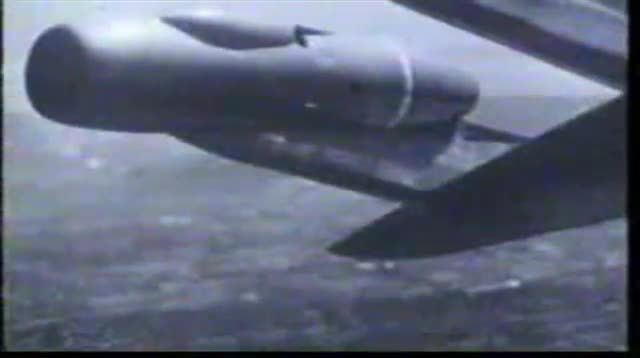 Boeing 707 Barrell Roll -WATCH THIS!!!