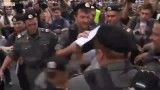 دستگیر شدن کاسپاروف توسط پلیس