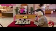 فیلم دوربین مخفی _ شطرنج بازی کردن با روح یک مرده!