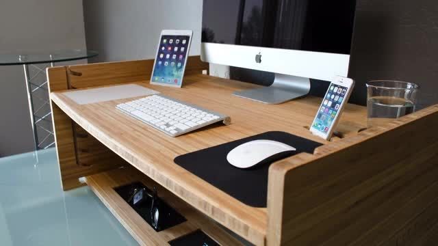 میز چوبی LIFT با قابلیت تنظیم ارتفاع