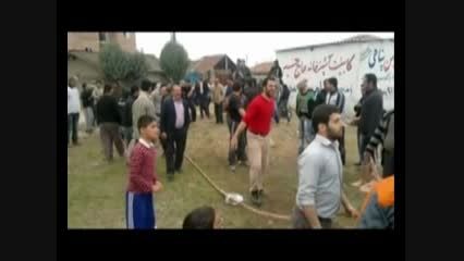 مسابقه طناب کشی روستای چمازتپه