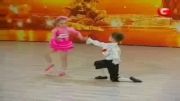 رقص زیبای  دو نفره دختر پسر کوچولوی ناز