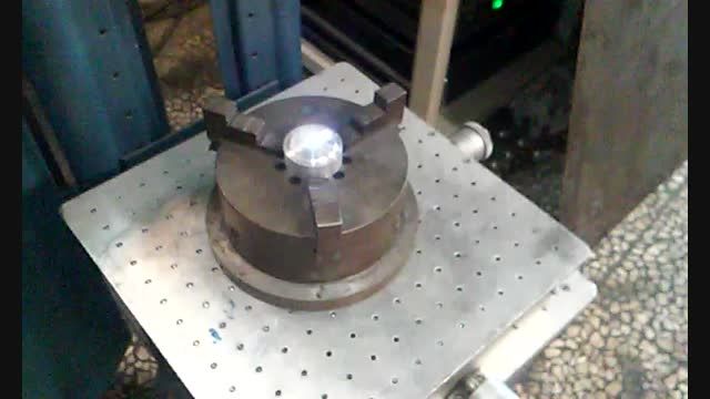 حکاکی با دستگاه لیزر روی قالب فلزی