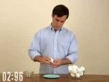 سریع ترین راه پوست کندن تخم مرغ